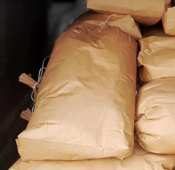 Mustakauraa säkissä